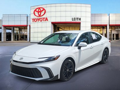 Used 2025 Toyota Camry SE