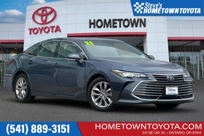 Used 2021 Toyota Avalon XLE w/ Moonroof Package