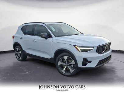 New 2026 Volvo XC40 B5 Plus w/ Protection Package Premier