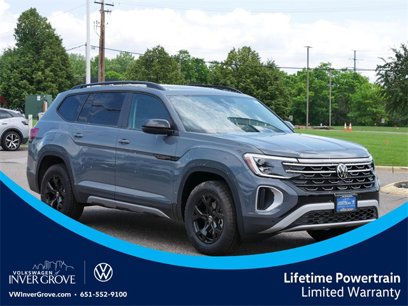 New 2025 Volkswagen Atlas Peak Edition SE