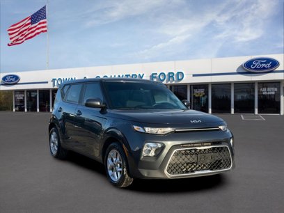 Used 2022 Kia Soul LX w/ Technology Package