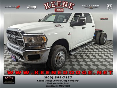 New 2024 RAM 3500 Tradesman w/ Chrome Appearance Group