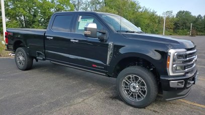 New 2024 Ford F350 Limited w/ FX4 Off-Road Package