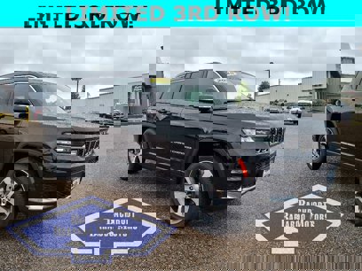 New 2025 Jeep Grand Cherokee L Limited w/ Luxury Tech Group II