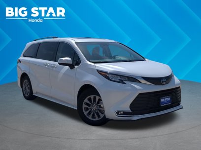 Used 2023 Toyota Sienna XLE