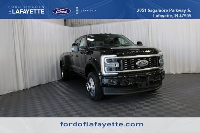 New 2025 Ford F450 Platinum w/ FX4 Off-Road Package