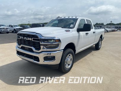 New 2025 RAM 3500 Tradesman w/ Chrome Appearance Group