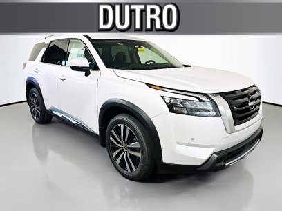 New 2025 Nissan Pathfinder Platinum w/ Cargo Package