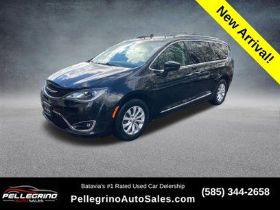 Used 2018 Chrysler Pacifica Touring-L