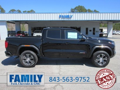 New 2025 GMC Canyon AT4