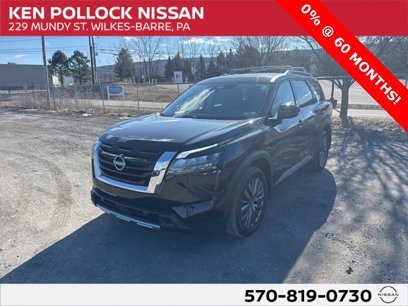 New 2025 Nissan Pathfinder SL w/ SL Premium Package
