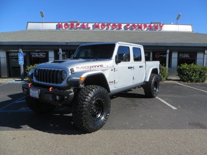 Used 2024 Jeep Gladiator Mojave