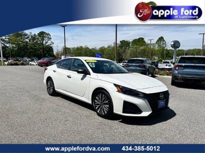 Used 2024 Nissan Altima 2.5 SV