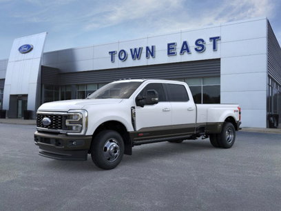 New 2025 Ford F350 4x4 Crew Cab DRW Super Duty