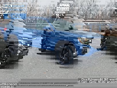 New 2025 Volkswagen Atlas SE