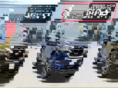 Certified 2025 Nissan Pathfinder SV