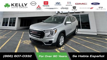 Used 2022 GMC Terrain SLE w/ Driver Convenience Package