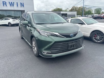 Used 2023 Toyota Sienna XLE