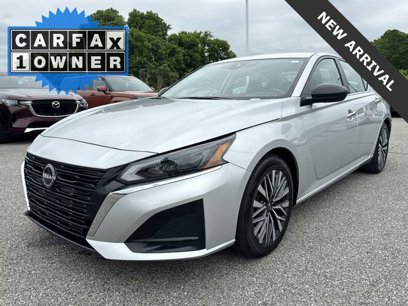 Used 2024 Nissan Altima 2.5 SV