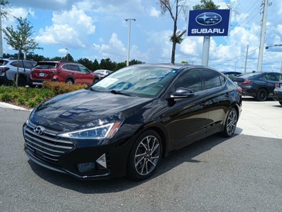 Used 2019 Hyundai Elantra Limited w/ Ultimate Package 02