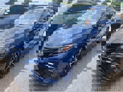 Used 2024 Toyota Camry SE w/ Convenience Package