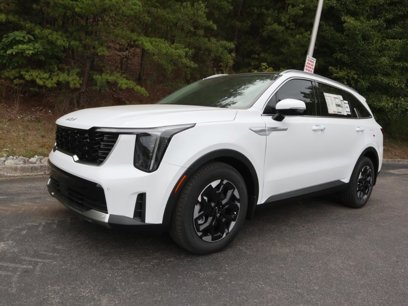 New 2025 Kia Sorento S w/ Panoramic Sunroof Package