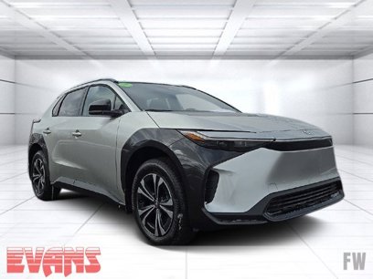 New 2025 Toyota bZ4X AWD w/ Weather Package