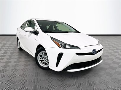 Used 2022 Toyota Prius LE