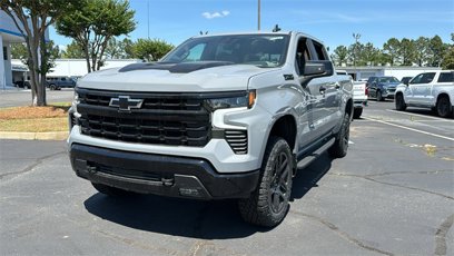 New 2024 Chevrolet Silverado 1500 LT Trail Boss w/ Convenience Package II