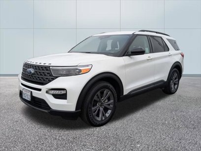 Certified 2022 Ford Explorer XLT w/ Equipment Group 202A