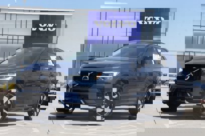 New 2025 Volvo XC60 T8 Plus w/ Protection Package Premier