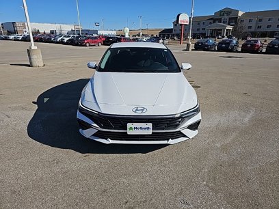 New 2025 Hyundai Elantra Blue