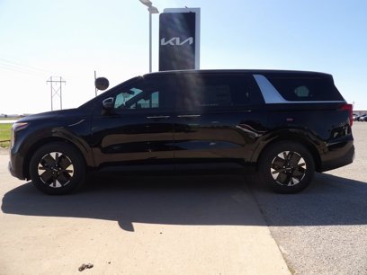 New 2025 Kia Carnival LXS