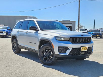 New 2025 Jeep Grand Cherokee Altitude