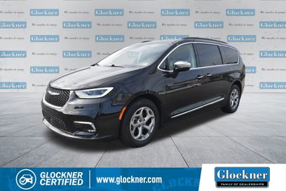 Used 2023 Chrysler Pacifica Limited