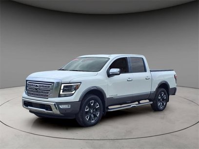 Certified 2021 Nissan Titan Platinum Reserve w/ Moonroof Package