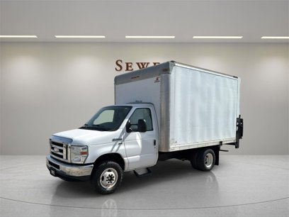 Used 2014 Ford E-350 and Econoline 350 Super Duty