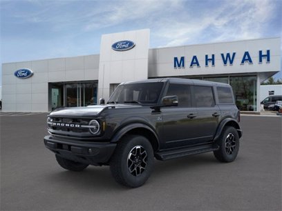 New 2025 Ford Bronco Outer Banks