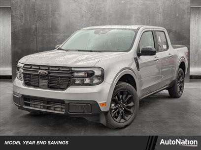 New 2024 Ford Maverick Lariat w/ Black Appearance Package