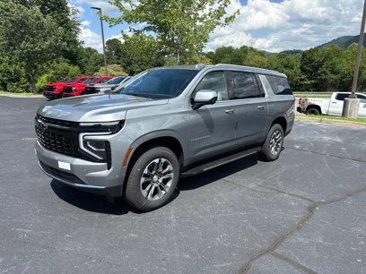 New 2025 Chevrolet Suburban LS