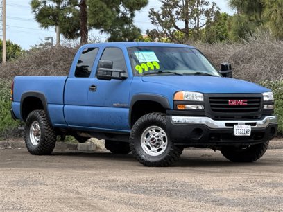 Used 2006 GMC Sierra 2500 W/T w/ Skid Plate Package