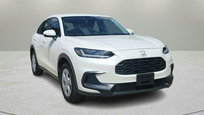 Used 2025 Honda HR-V LX