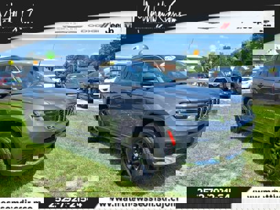 Used 2022 Jeep Grand Cherokee L Laredo w/ Luxury Tech Group I