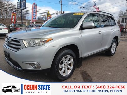 Used 2011 Toyota Highlander SE