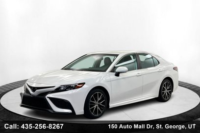 Used 2021 Toyota Camry SE w/ Convenience Package