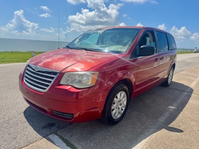 Used 2009 Chrysler Town & Country LX