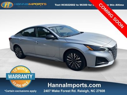 Used 2024 Nissan Altima 2.5 SV
