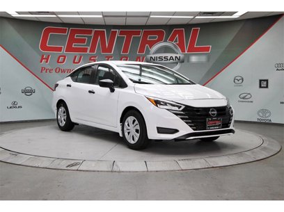 New 2025 Nissan Versa S w/ Trunk Package