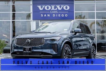 New 2025 Volvo XC90 T8 Plus w/ Protection Package Premier