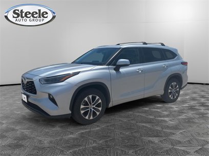 Used 2023 Toyota Highlander XLE